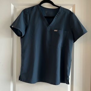 Figs dark harbour Catarina top. Size medium. Excellent condition.